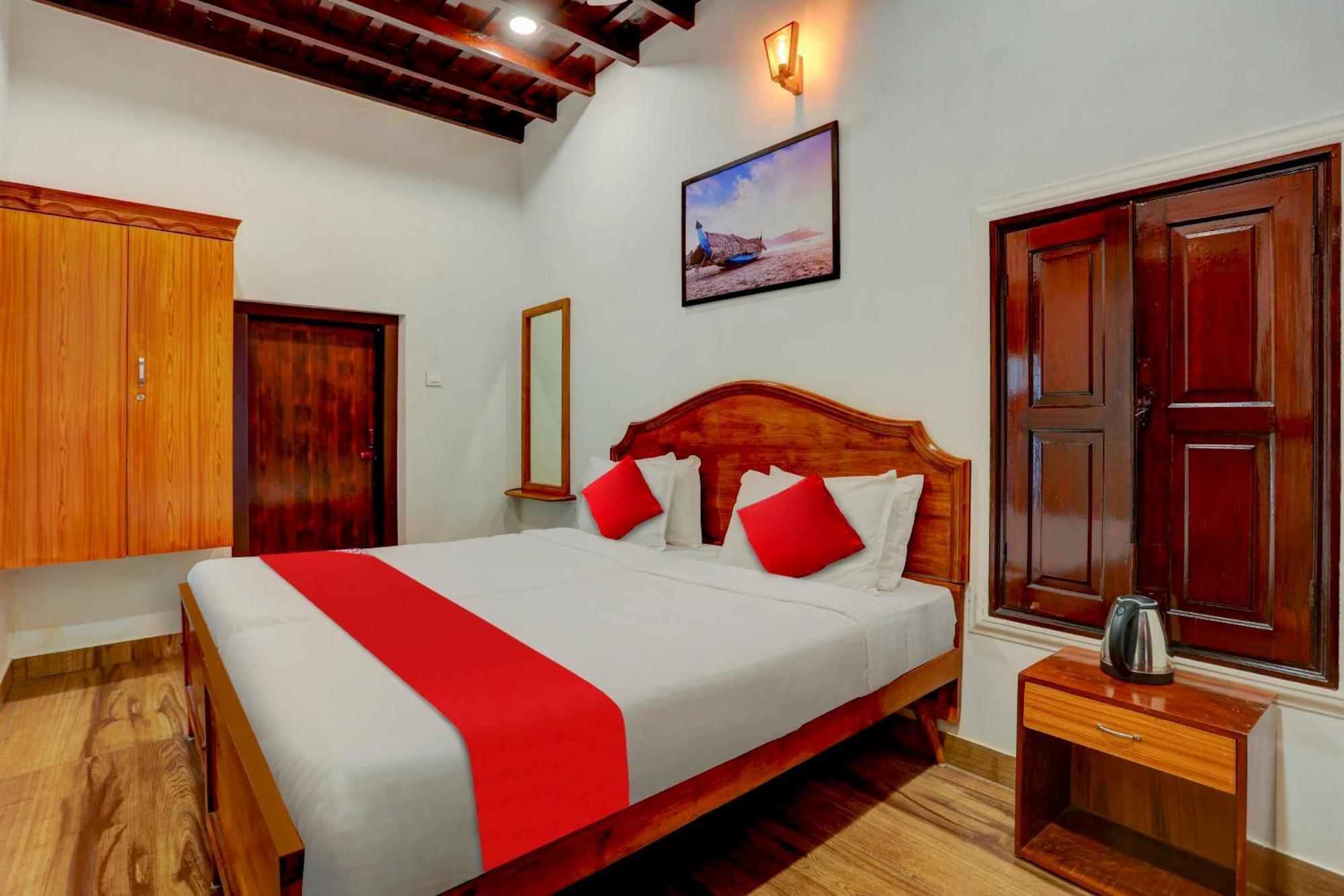 Hotel O Poptavern Heritage Kovalam Exterior foto