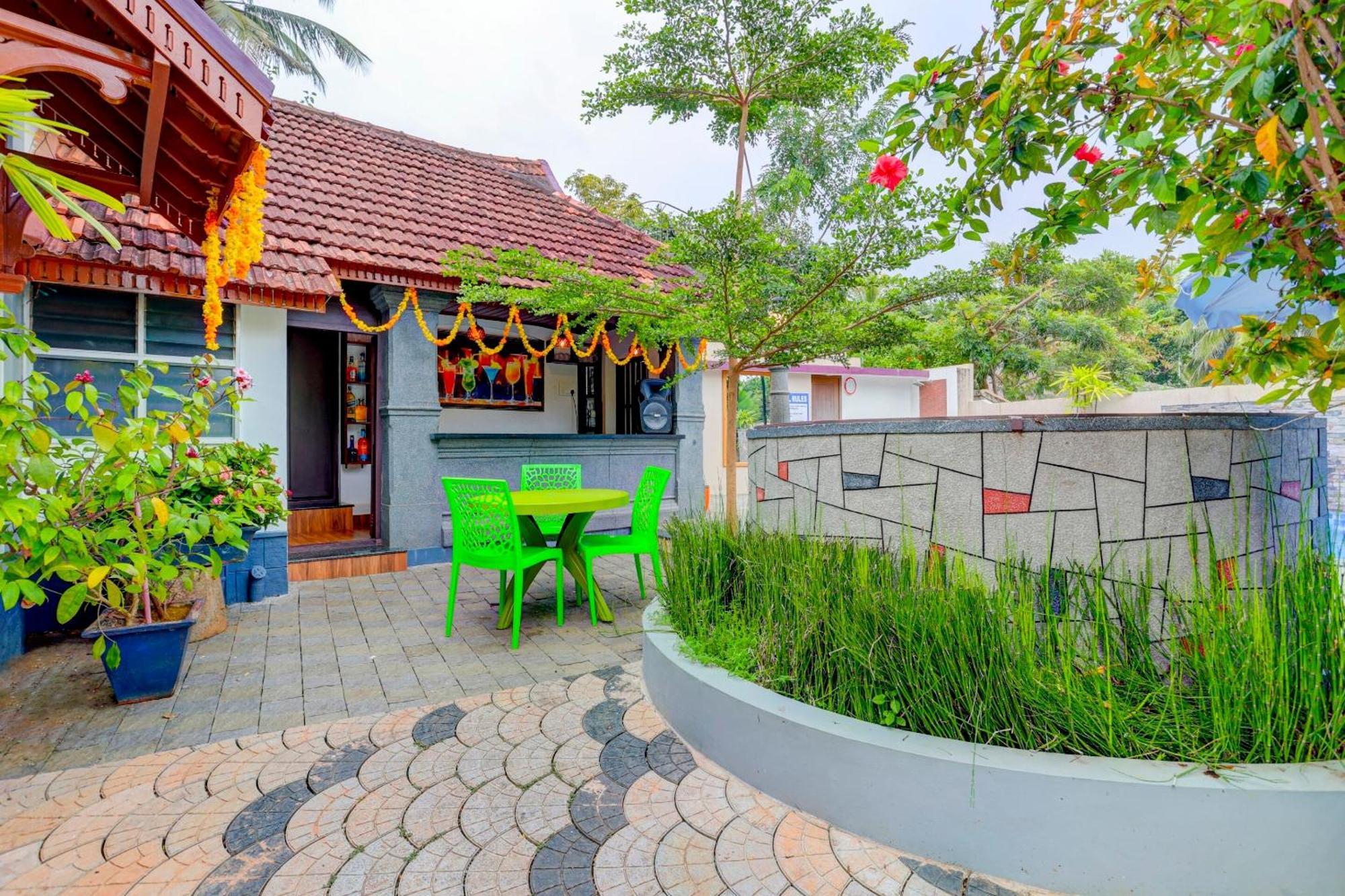 Hotel O Poptavern Heritage Kovalam Exterior foto